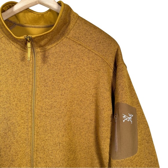 ARC’TERYX Covert Cardigan Mid Layer Jacket in Yukon Heather - Picture 7 of 13